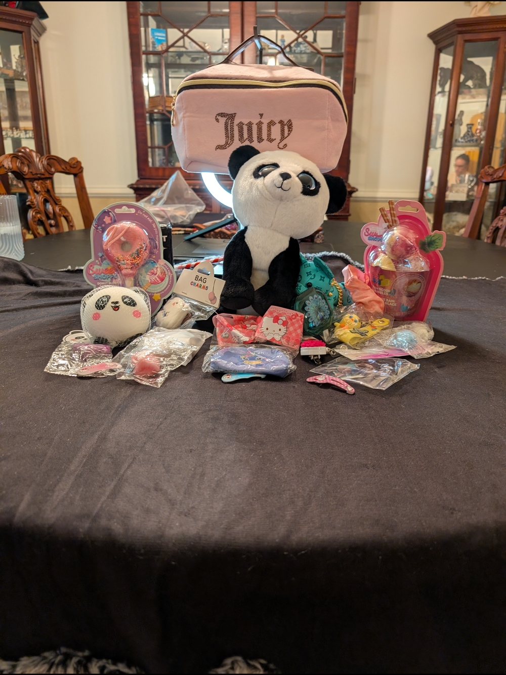 Juicy & Friends Bundle. NWT